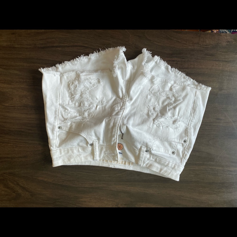 High waisted American Eagle denim shorts